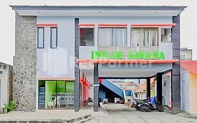 Indah Savana Hotel Mitra Reddoorz